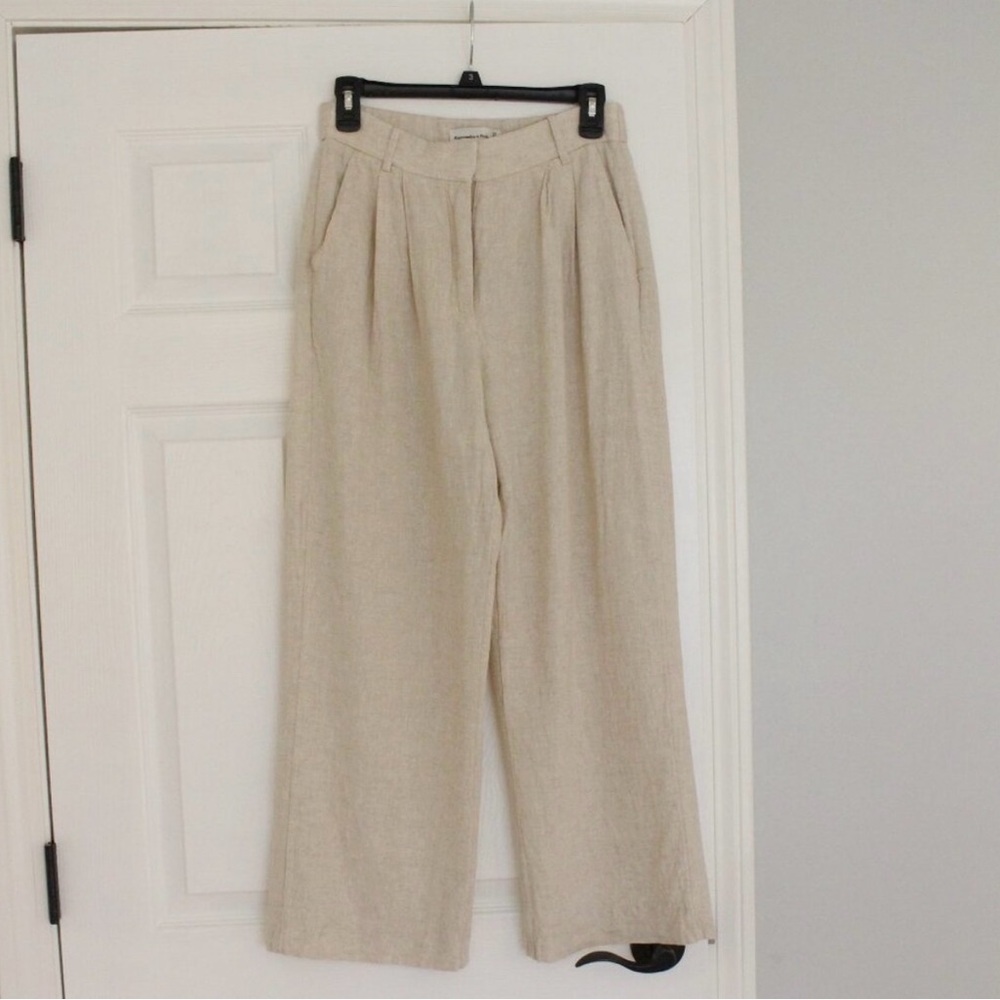Abercrombie & Fitch Cream Linen Pants